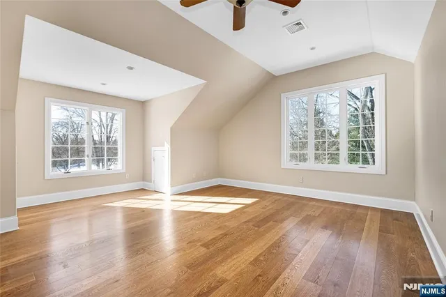 $2,890,000 | 7 Orchard Lane, Old Tappan, NJ 07675