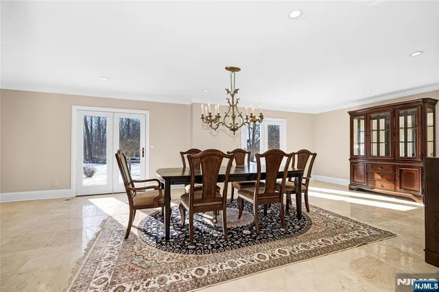 $2,890,000 | 7 Orchard Lane, Old Tappan, NJ 07675