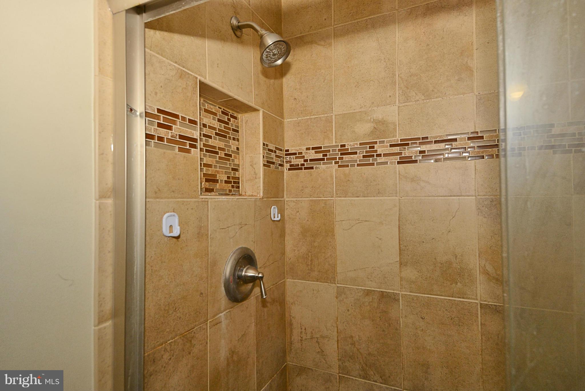 1601 Inlet Court Reston, VA 20190 - Photo 12 of 29 a bathroom with a shower