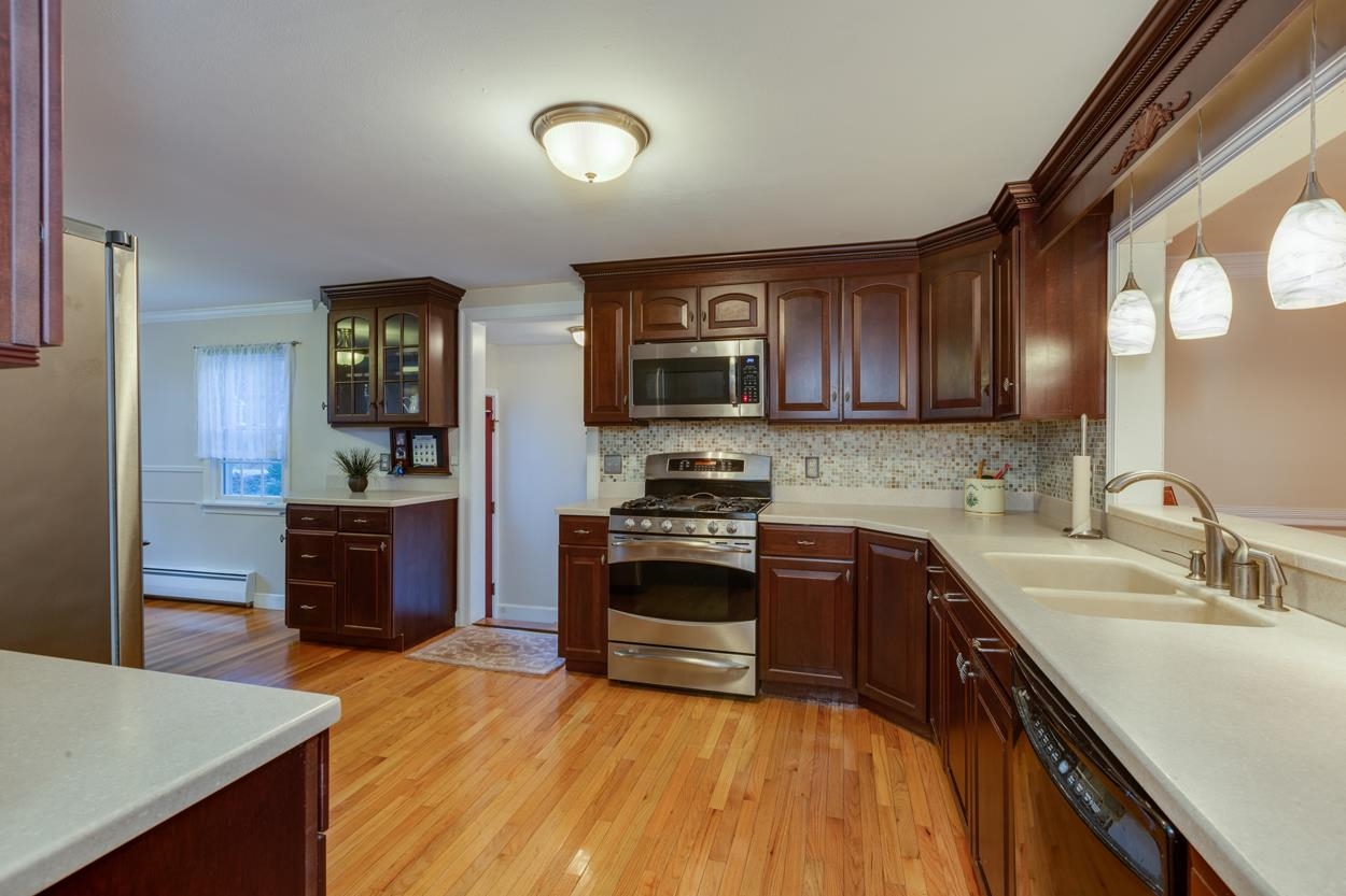 110 Maple Avenue Atkinson, NH 03811 - Photo 12 of 40