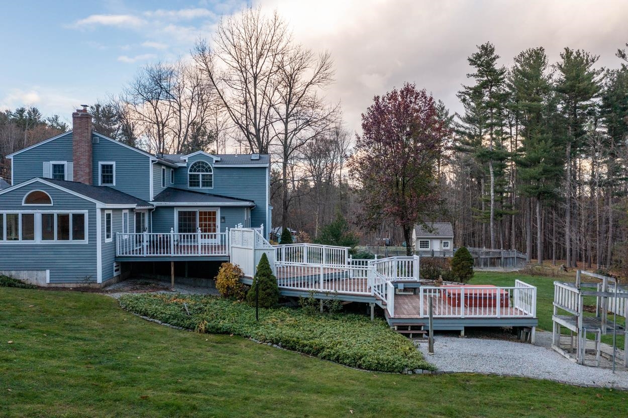 110 Maple Avenue Atkinson, NH 03811 - Photo 5 of 40