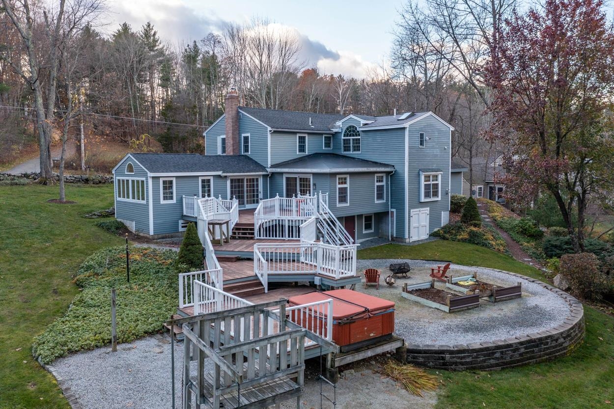 110 Maple Avenue Atkinson, NH 03811 - Photo 6 of 40