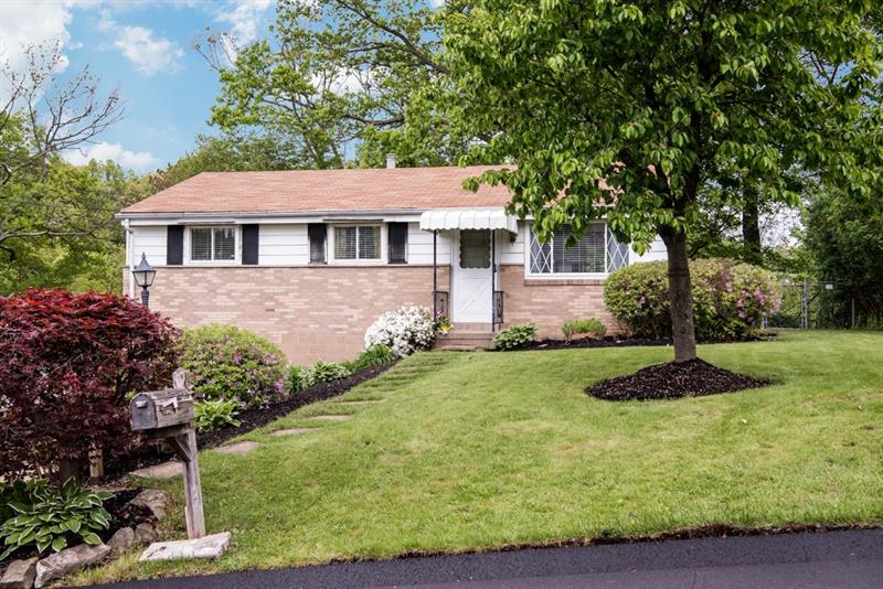 4524 Dawn Road Gibsonia, PA 15044 - Photo 2 of 18 Gallery Image 2