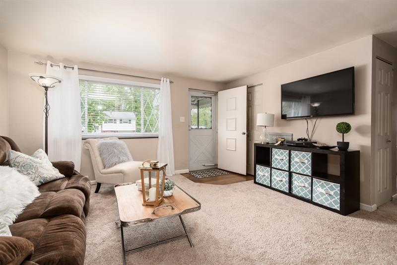 4524 Dawn Road Gibsonia, PA 15044 - Photo 4 of 18 Gallery Image 4