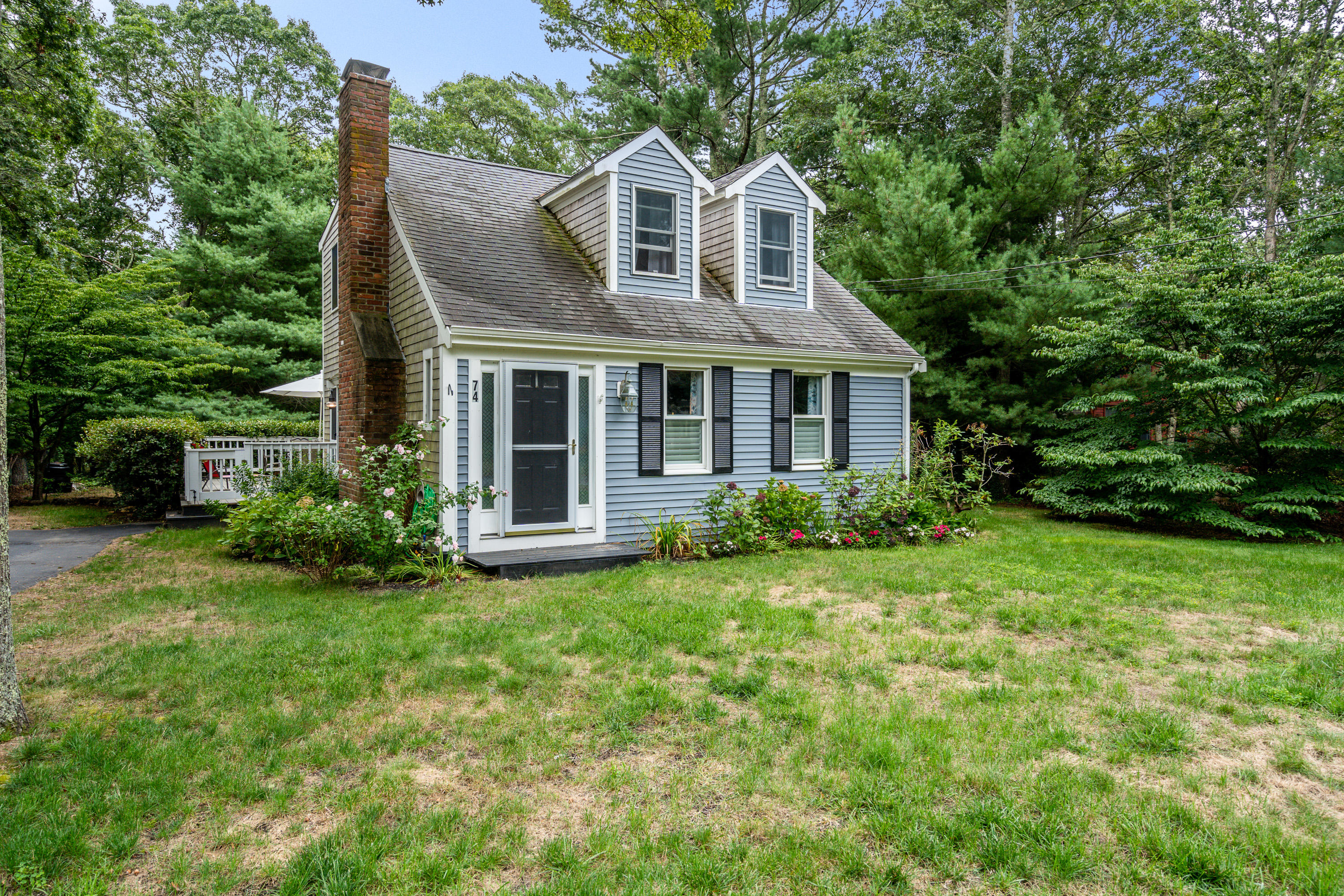 74 Cap'n Lijah's Road Centerville, MA 02632 - Photo 1 of 25 front1