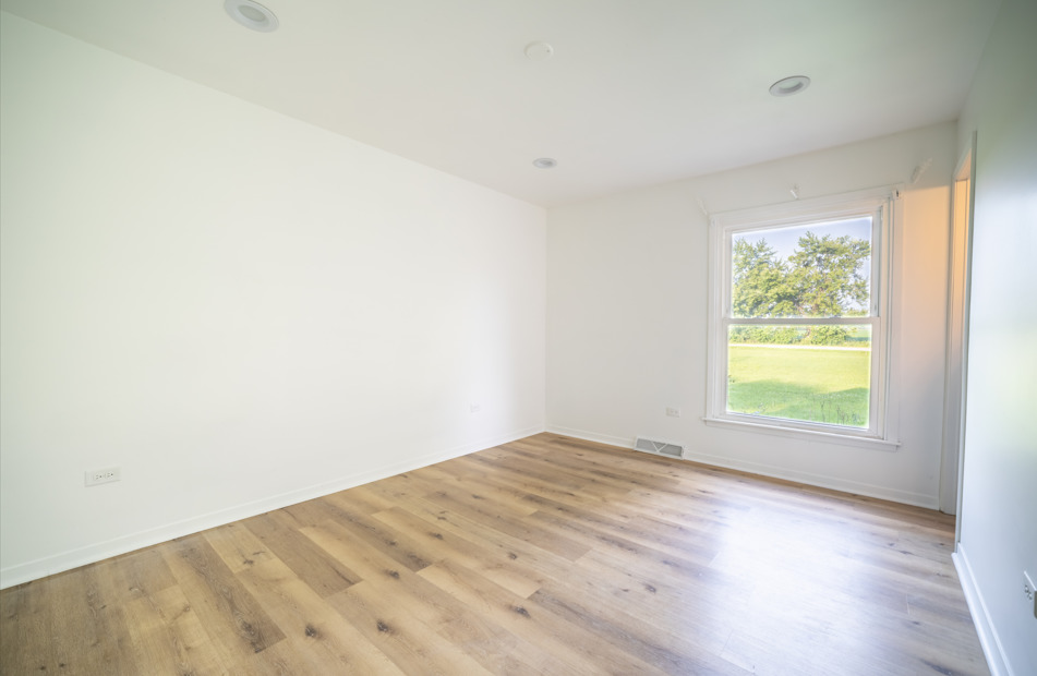 5815 Johnson Road Marengo, IL 60152 - Photo 16 of 38