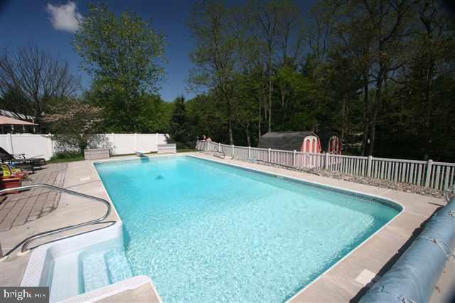 6546 Devonshire Heights Road Harrisburg, PA 17111 - Photo 21 of 25 Gallery Image 21