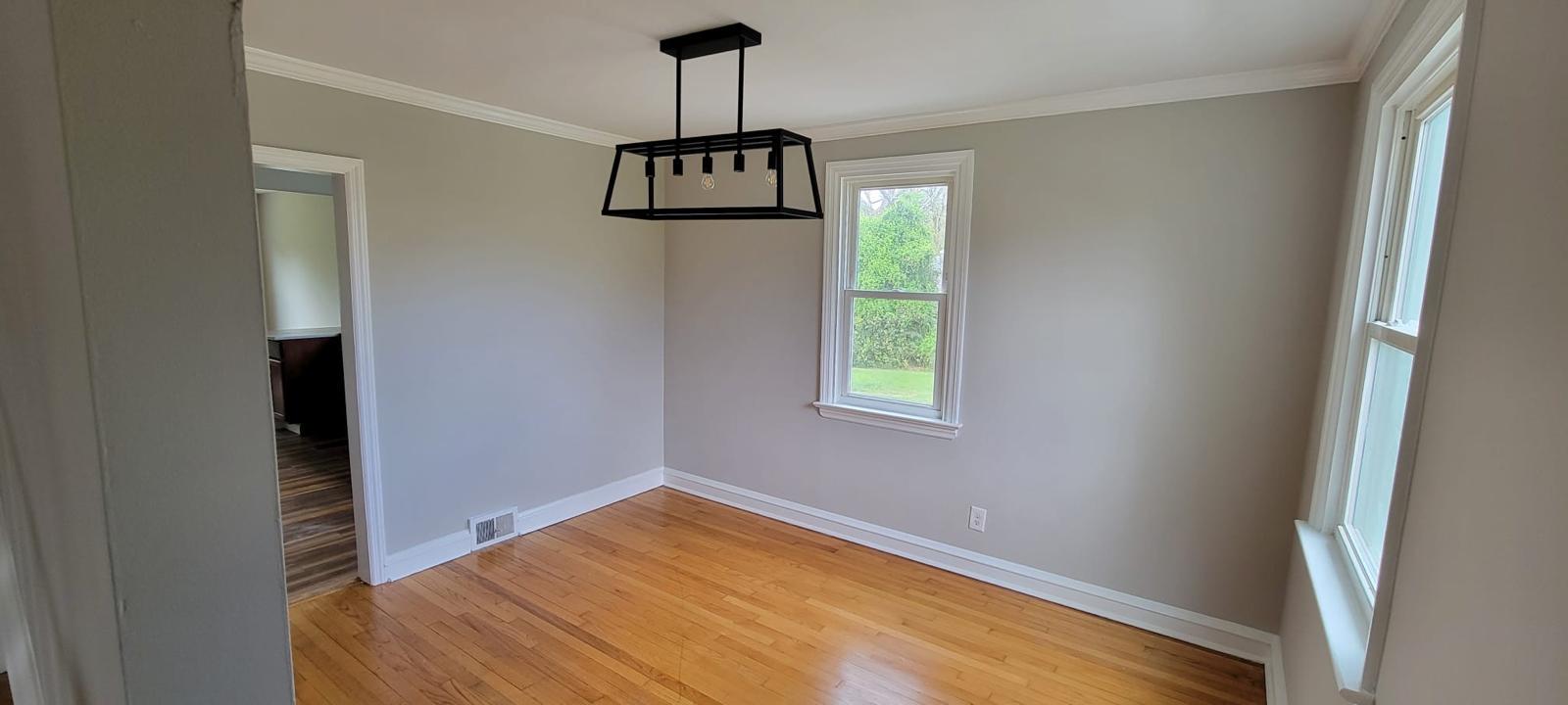 102 Rothwell Drive Wilmington, DE 19804 - Photo 6 of 19 Formal Dining