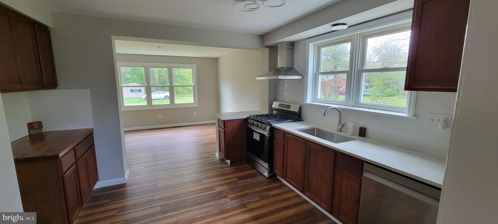 102 Rothwell Drive Wilmington, DE 19804 - Photo 9 of 19 Bright and airy kitchen with views.