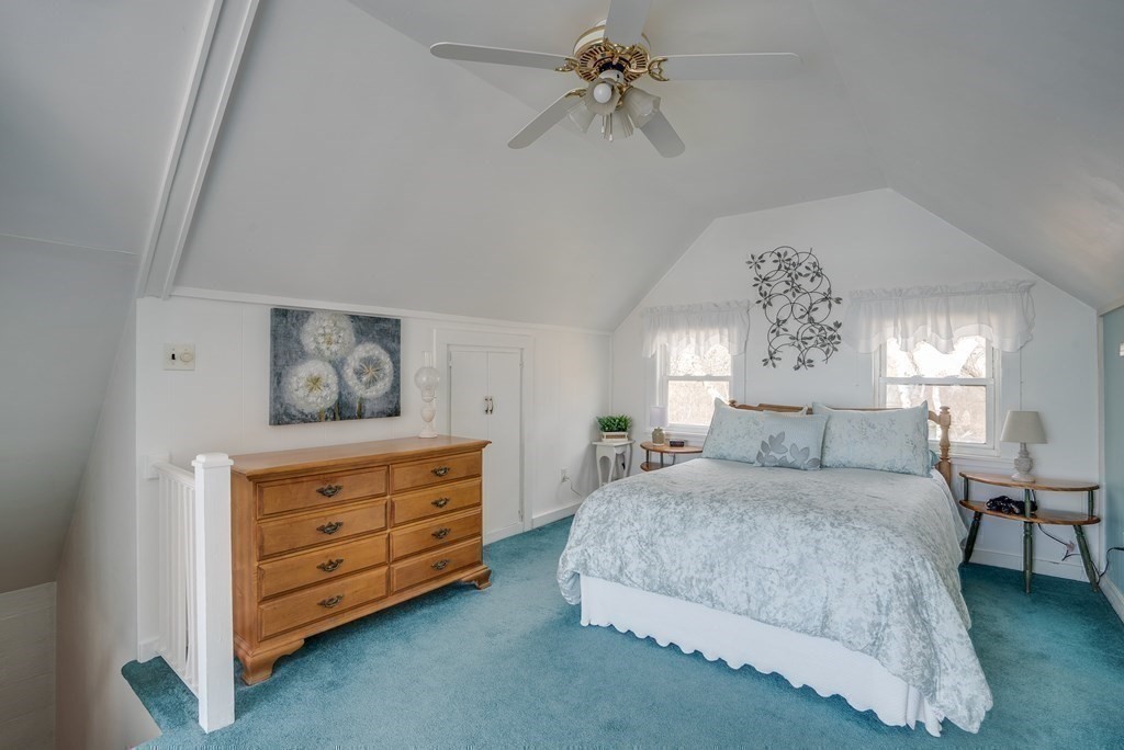 20 Russell Road Chelmsford, MA 01863 - Photo 16 of 32