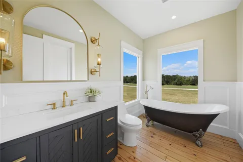 $8,495,000 | 16334 Farm To Market Road 2620, Bedias, TX 77831