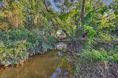 $8,495,000 | 16334 Farm To Market Road 2620, Bedias, TX 77831