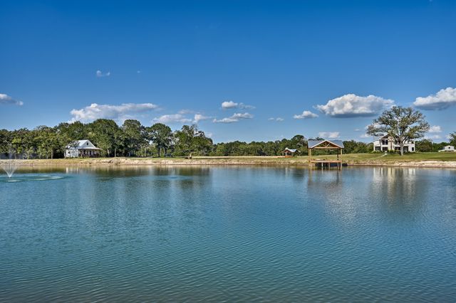 $8,495,000 | 16334 Farm To Market Road 2620, Bedias, TX 77831