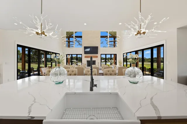 $8,495,000 | 16334 Farm To Market Road 2620, Bedias, TX 77831