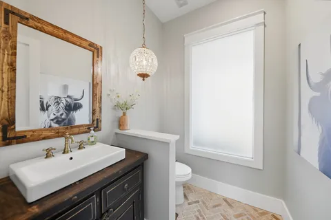 $8,495,000 | 16334 Farm To Market Road 2620, Bedias, TX 77831