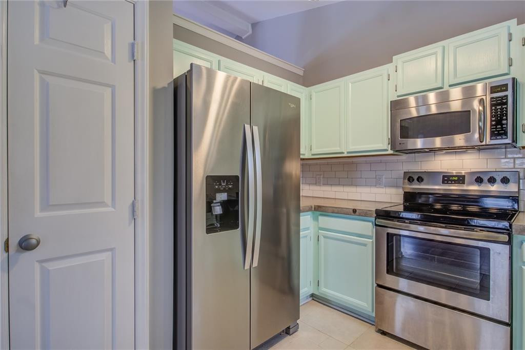 2820 Red Alder Court Raleigh, NC 27610 - Photo 11 of 30 Gallery Image 11
