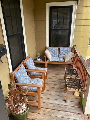 $2,750 | 27 Holton Street, Unit 1, Medford, MA 02155