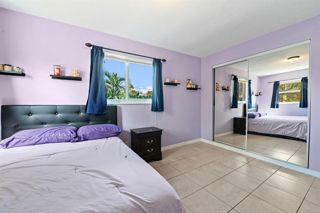 5554 Southwest 6th Street Margate, FL 33068 - Photo 14 of 24