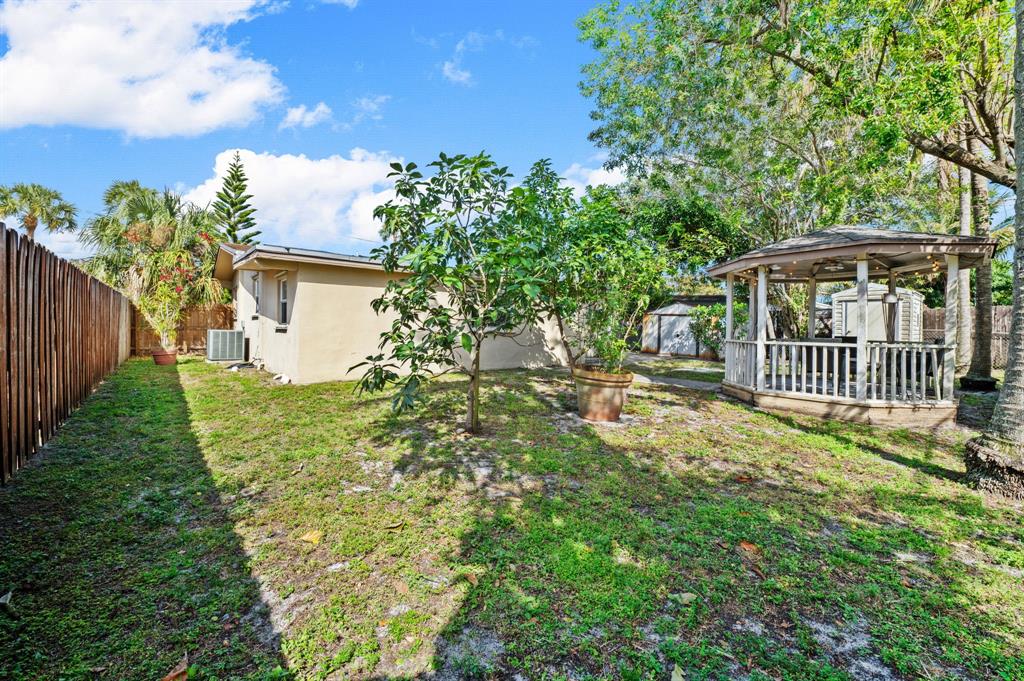 5554 Southwest 6th Street Margate, FL 33068 - Photo 19 of 24