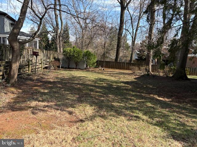 210 Courthouse Circle Southwest Vienna, VA 22180 - Photo 22 of 82