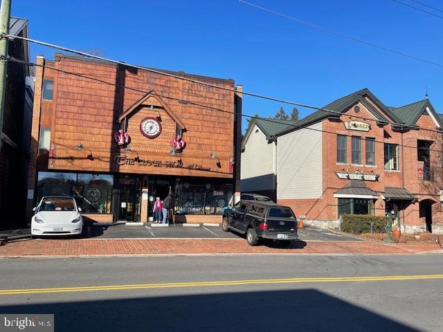 210 Courthouse Circle Southwest Vienna, VA 22180 - Photo 62 of 82