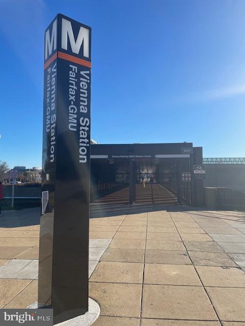 210 Courthouse Circle Southwest Vienna, VA 22180 - Photo 79 of 82