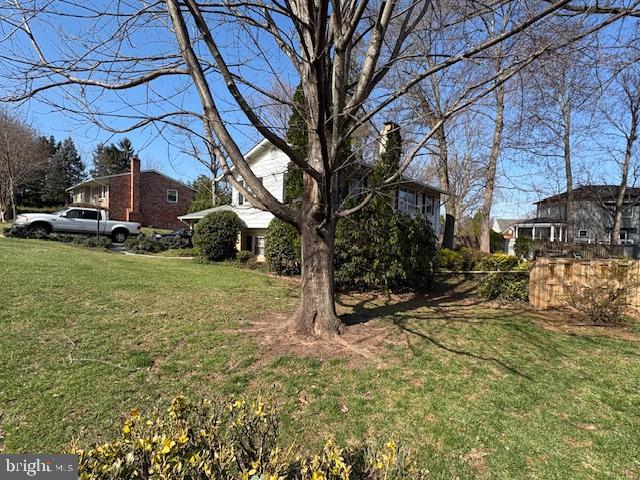 210 Courthouse Circle Southwest Vienna, VA 22180 - Photo 9 of 82