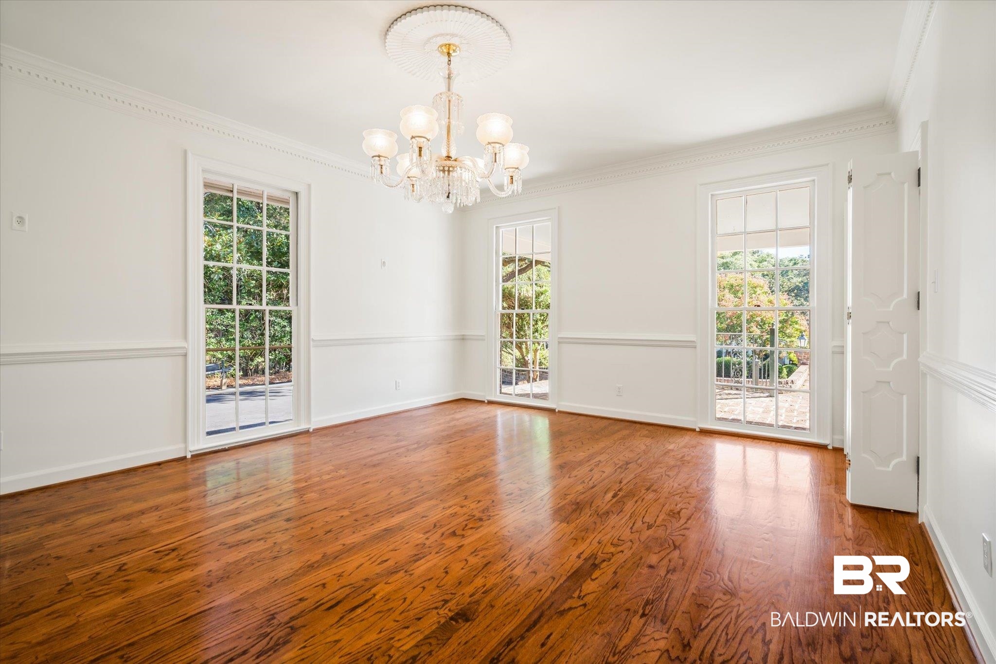 111 East Carmel Drive Mobile, AL 36608 - Photo 3 of 50