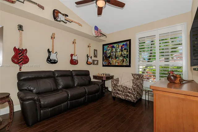 $1,097,995 | 1100 Southwest 156th Avenue, Pembroke Pines, FL 33027