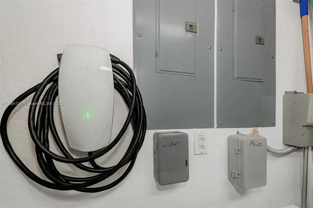 $1,097,995 | 1100 Southwest 156th Avenue, Pembroke Pines, FL 33027