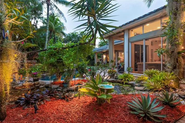 $1,097,995 | 1100 Southwest 156th Avenue, Pembroke Pines, FL 33027