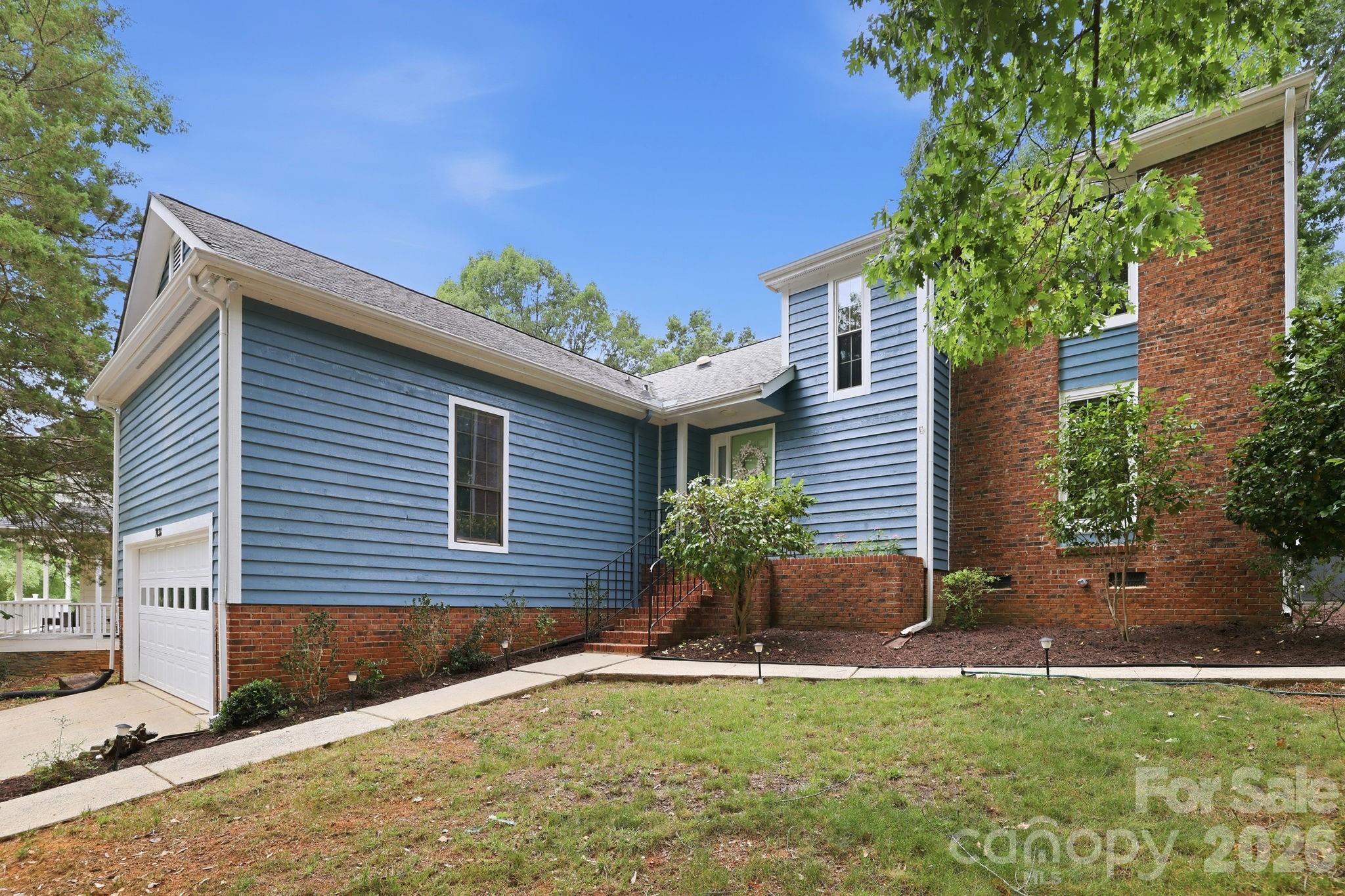 7038 Chelsea Day Lane Tega Cay, SC 29708 - Photo 3 of 47