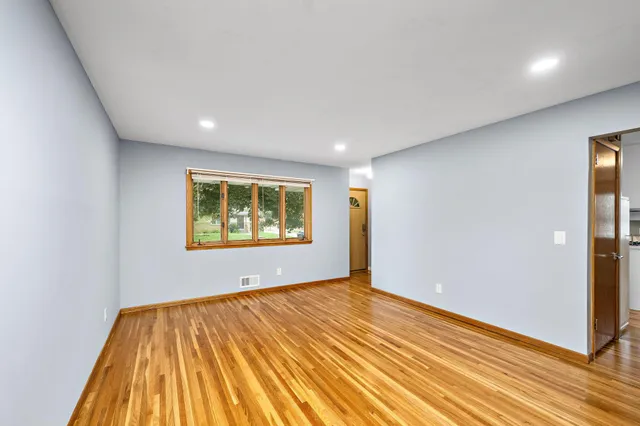 $595,000 | 3637 Coolidge Street Northeast, St. Anthony, MN 55418