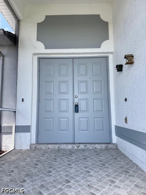 910 Southwest 3rd Avenue Cape Coral, FL 33991 - Photo 3 of 34