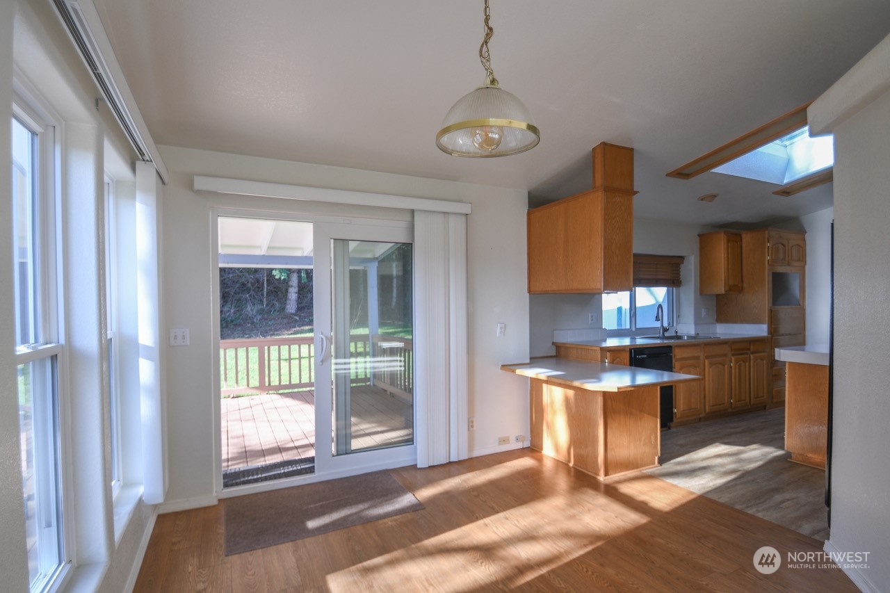 115 Ripple Way Cinebar, WA 98533 - Photo 17 of 40