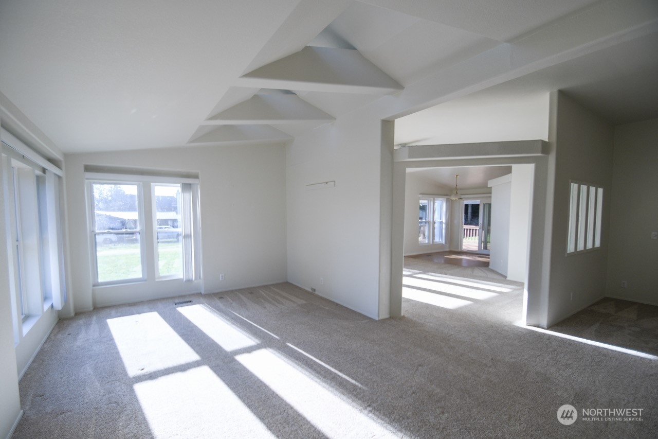 115 Ripple Way Cinebar, WA 98533 - Photo 21 of 40