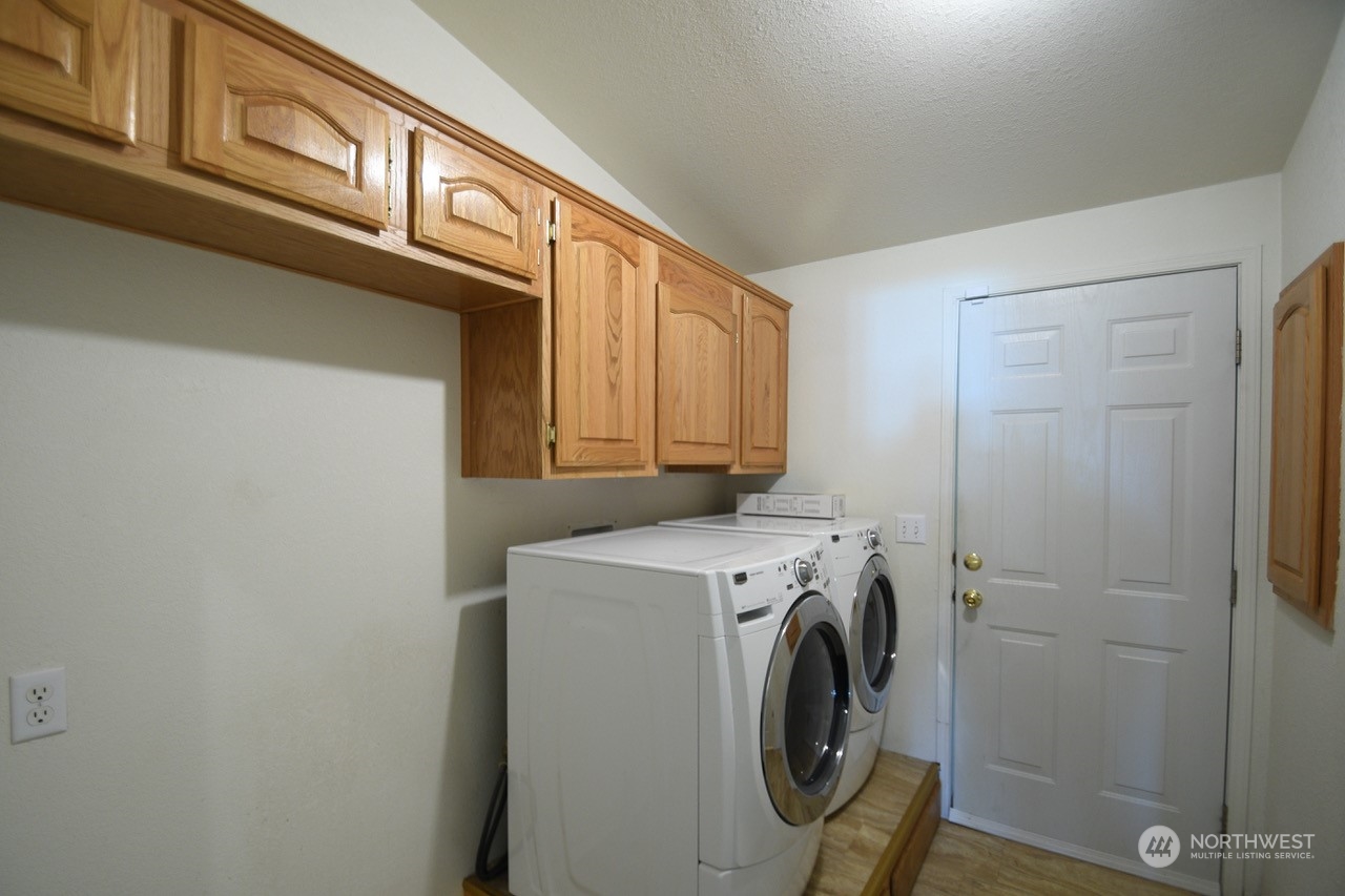 115 Ripple Way Cinebar, WA 98533 - Photo 5 of 40