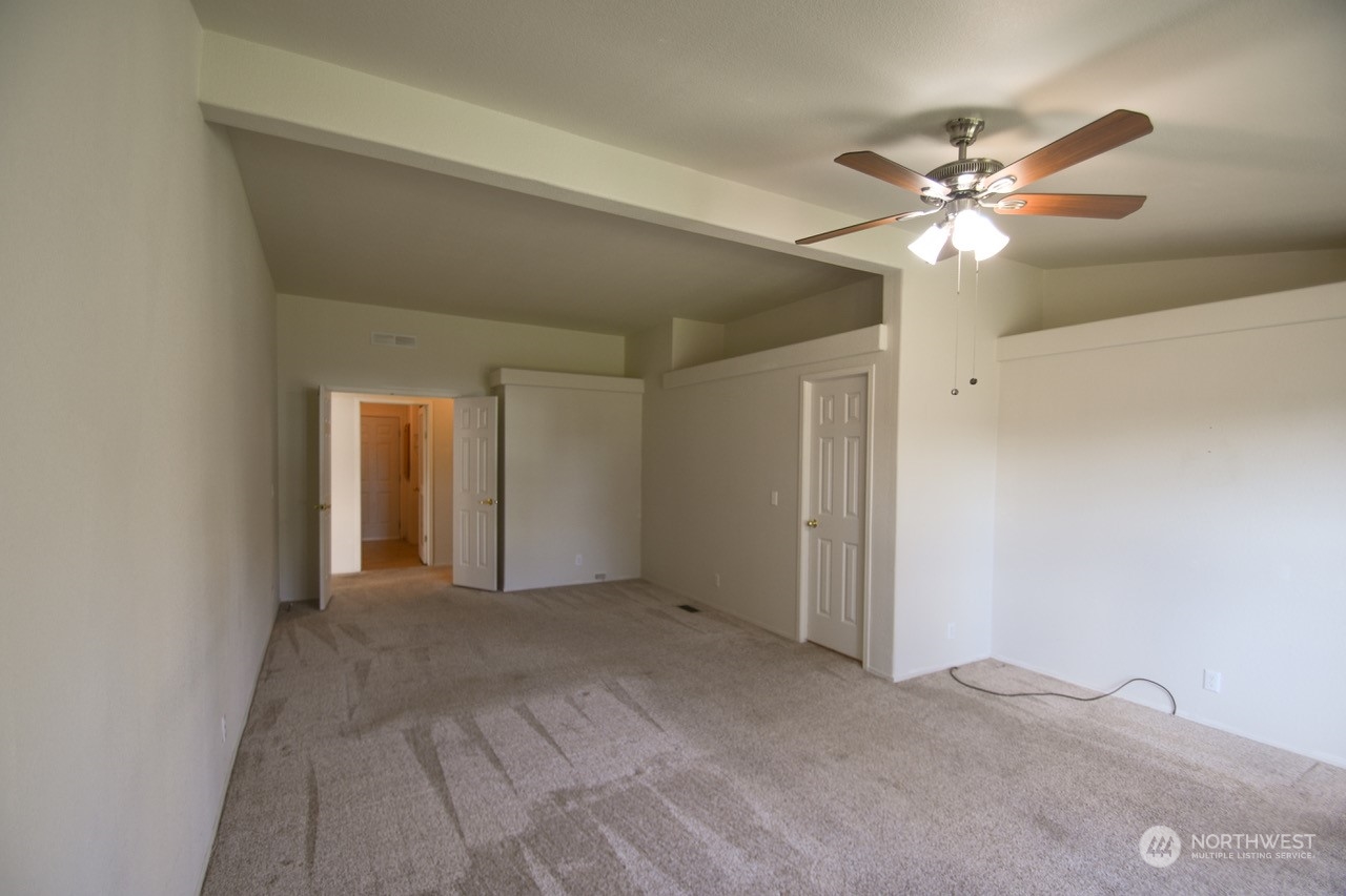 115 Ripple Way Cinebar, WA 98533 - Photo 10 of 40