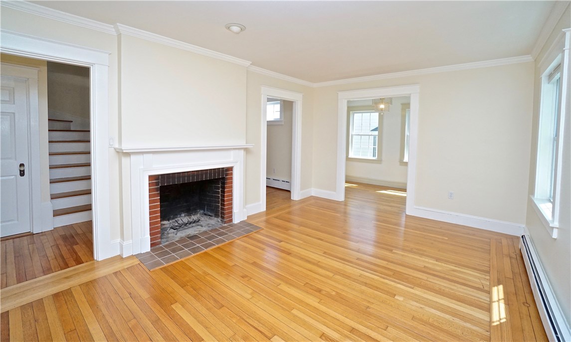 122 Ruggles Avenue Newport, RI 02840 - Photo 17 of 40 Gallery Image 17