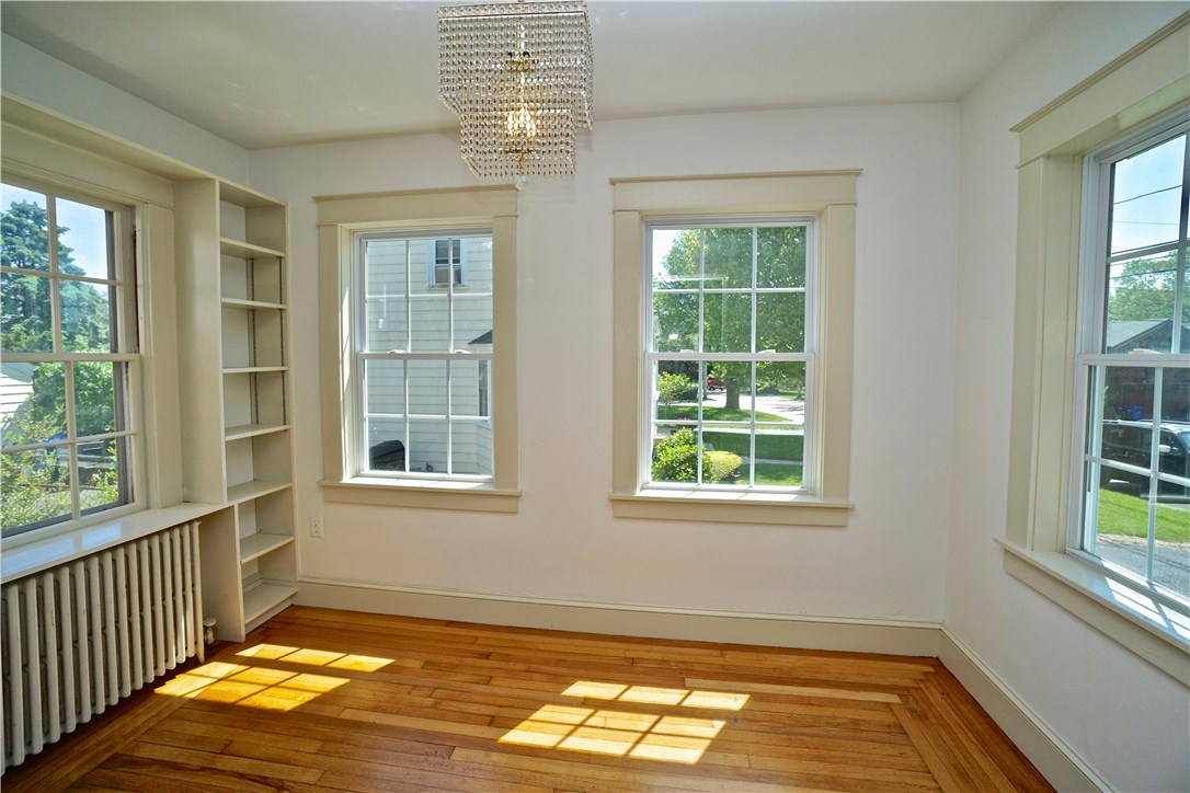 122 Ruggles Avenue Newport, RI 02840 - Photo 19 of 40 Gallery Image 19