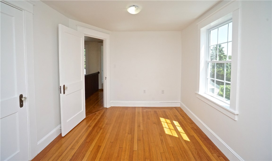 122 Ruggles Avenue Newport, RI 02840 - Photo 29 of 40 Gallery Image 29