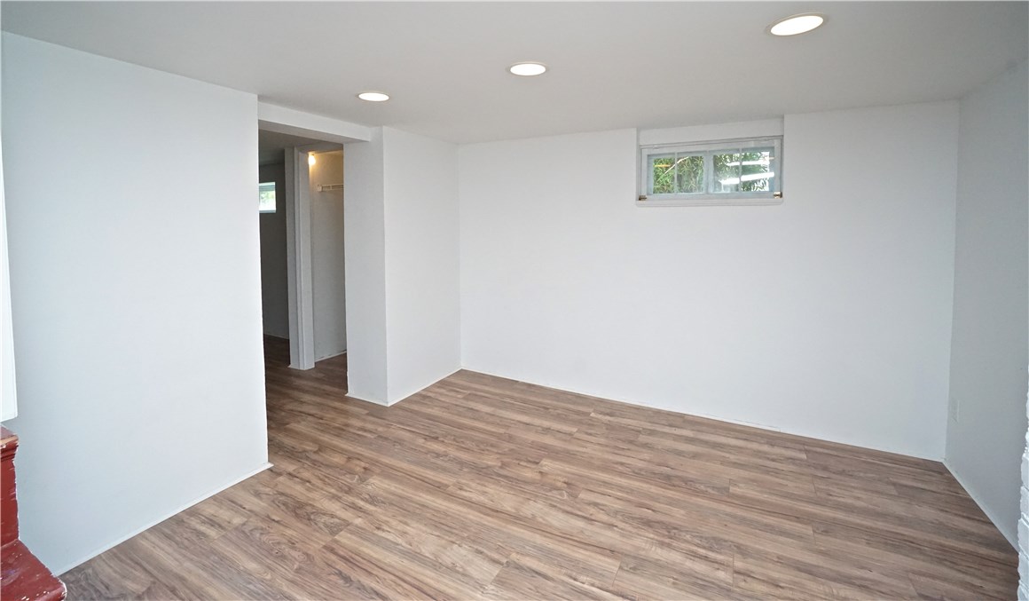 122 Ruggles Avenue Newport, RI 02840 - Photo 36 of 40 Gallery Image 36