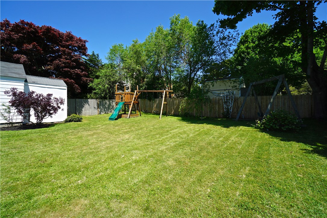 122 Ruggles Avenue Newport, RI 02840 - Photo 8 of 40 Gallery Image 8