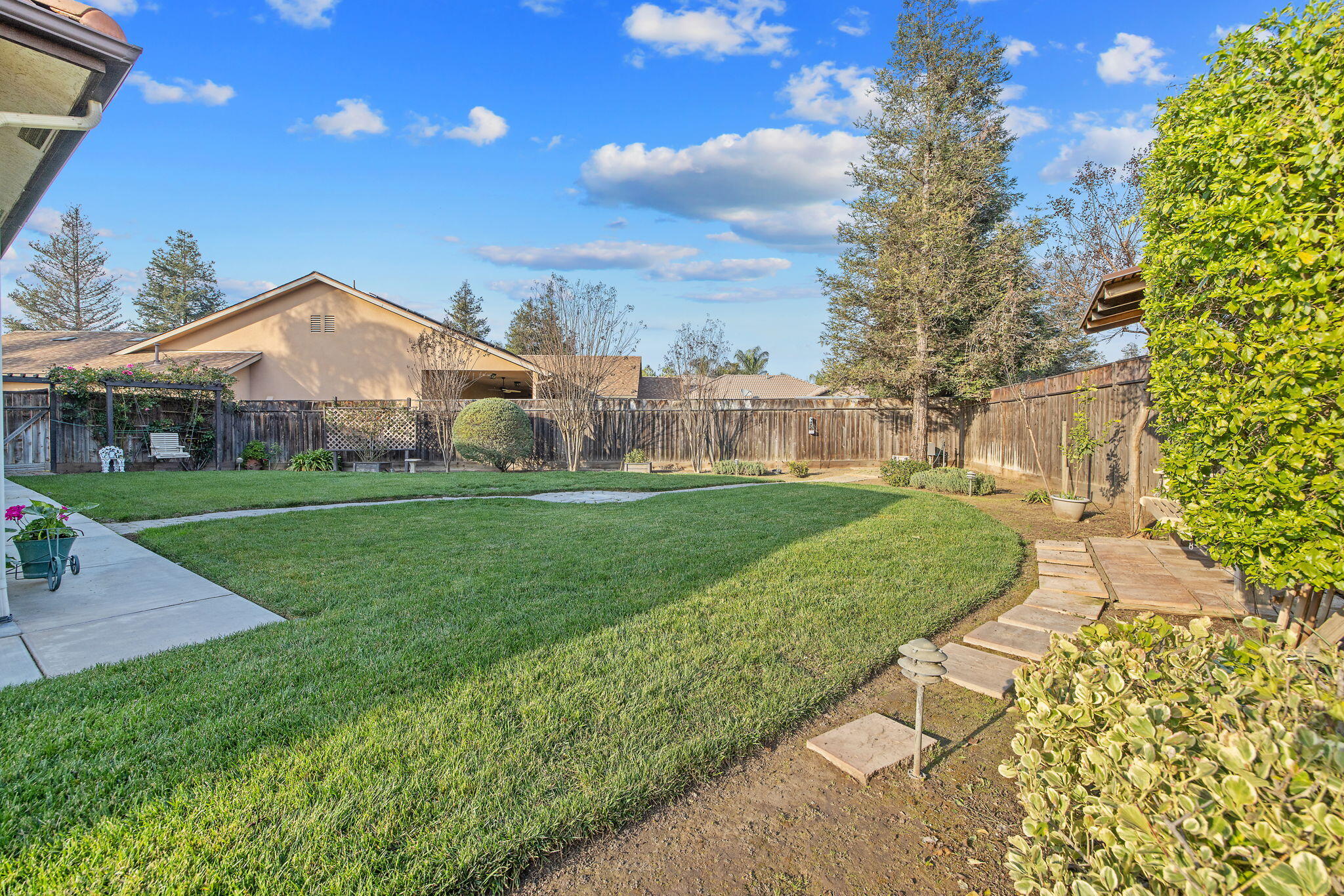 729 St Thomas Court Exeter, CA 93221 - Photo 50 of 66 54-web-or-mls-713A3590