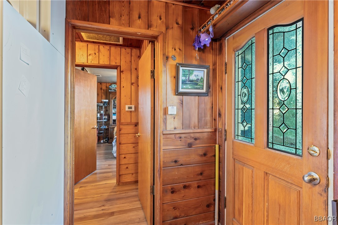 24607 Bernard Drive Crestline, CA 92325 - Photo 10 of 31