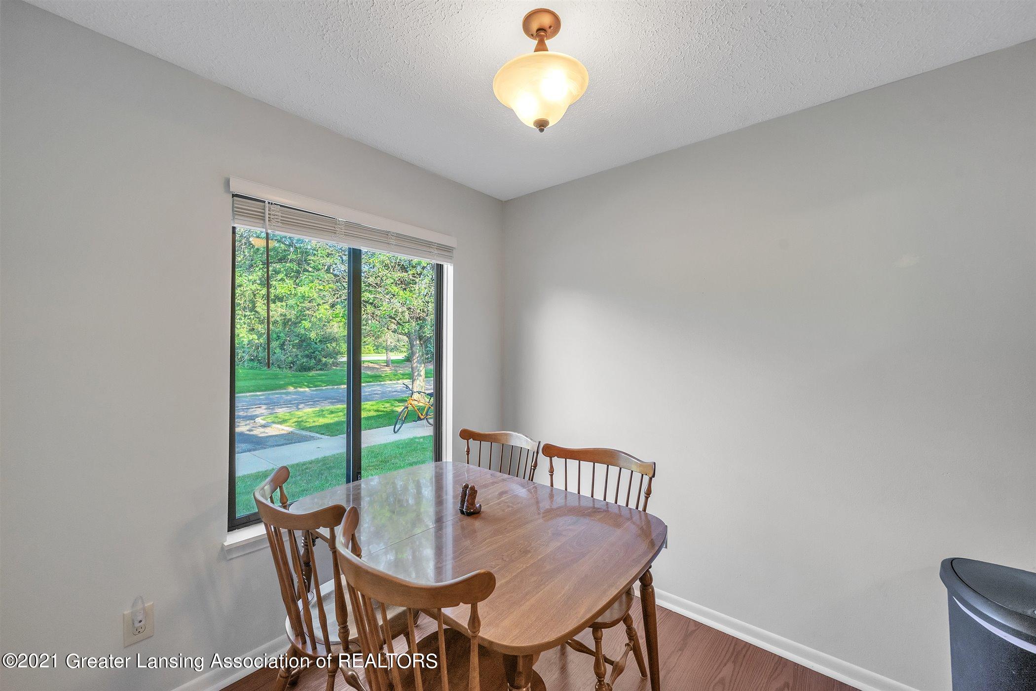 5794 Okemos Road, Unit 3 Haslett, MI 48840 - Photo 11 of 34 11-5794 Okemos Rd, Unit 3 - Windowstill