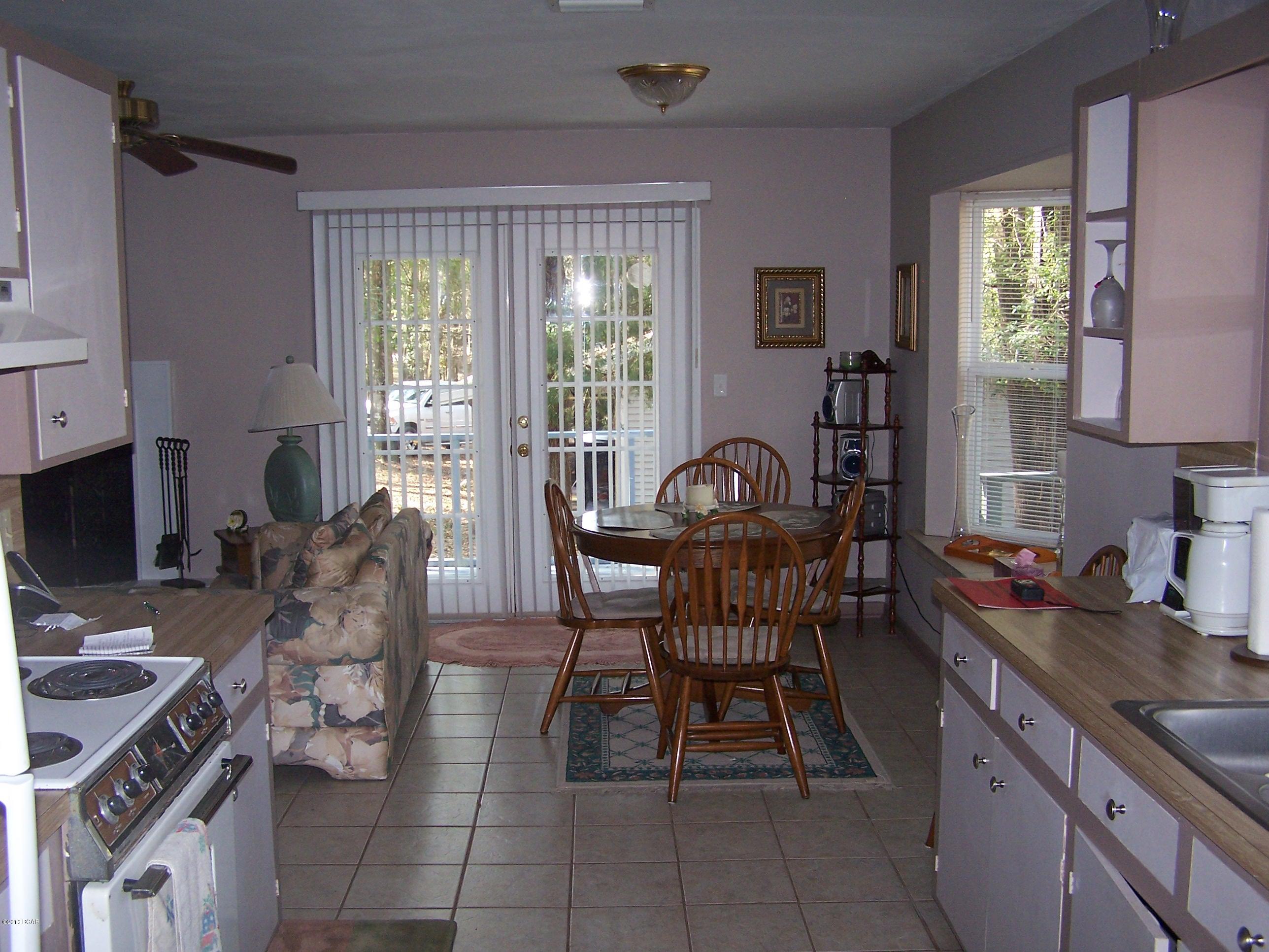 1911 E. Nottingham Road Bonifay, FL 32425 - Photo 10 of 19 Gallery Image 10