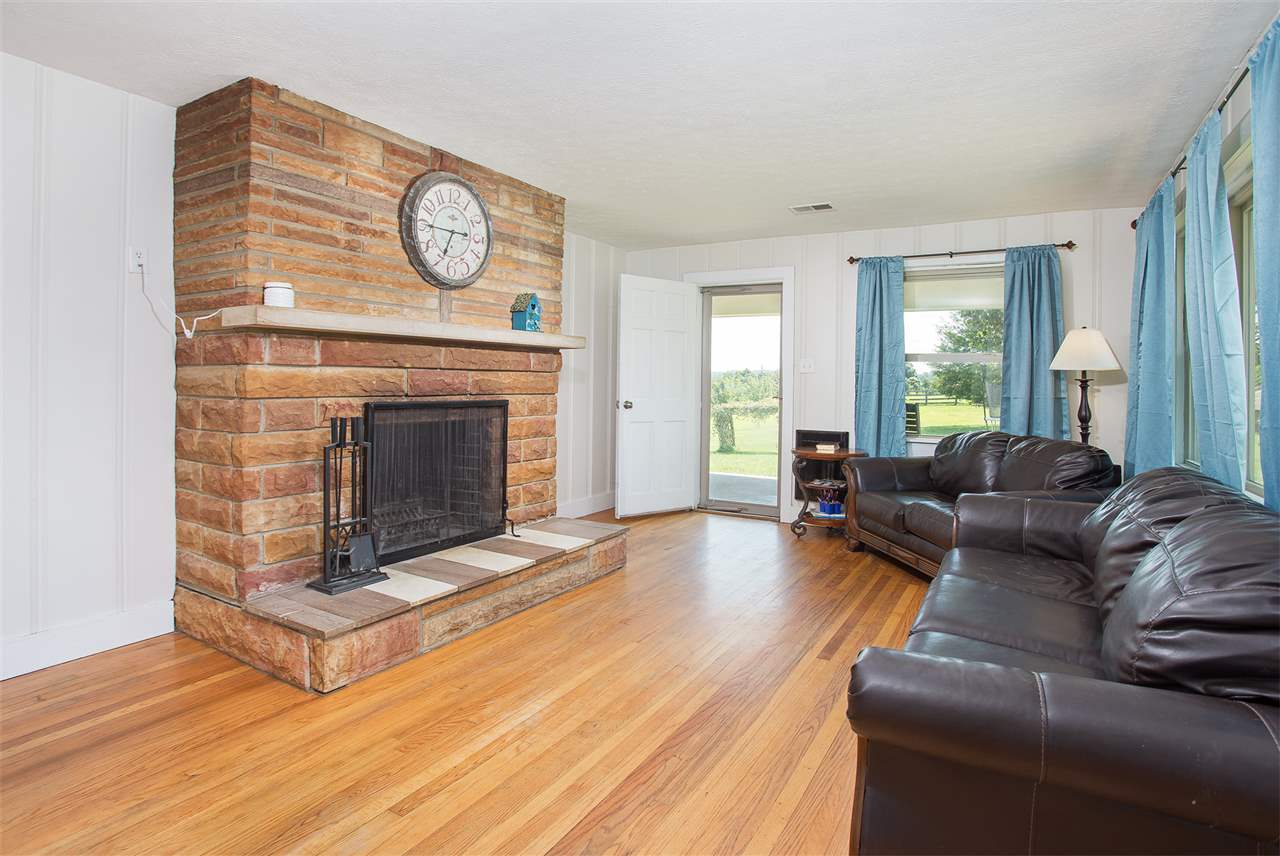 475 Waldeck Road Bonnieville, KY 42713 - Photo 9 of 26 Gallery Image 9