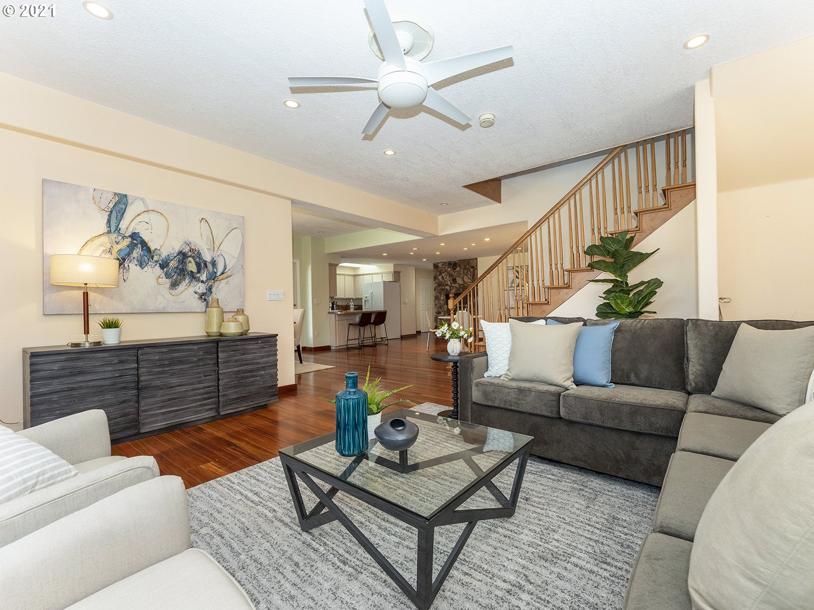 14107 South Caufield Road Oregon City, OR 97045 - Photo 11 of 31 Gallery Image 11