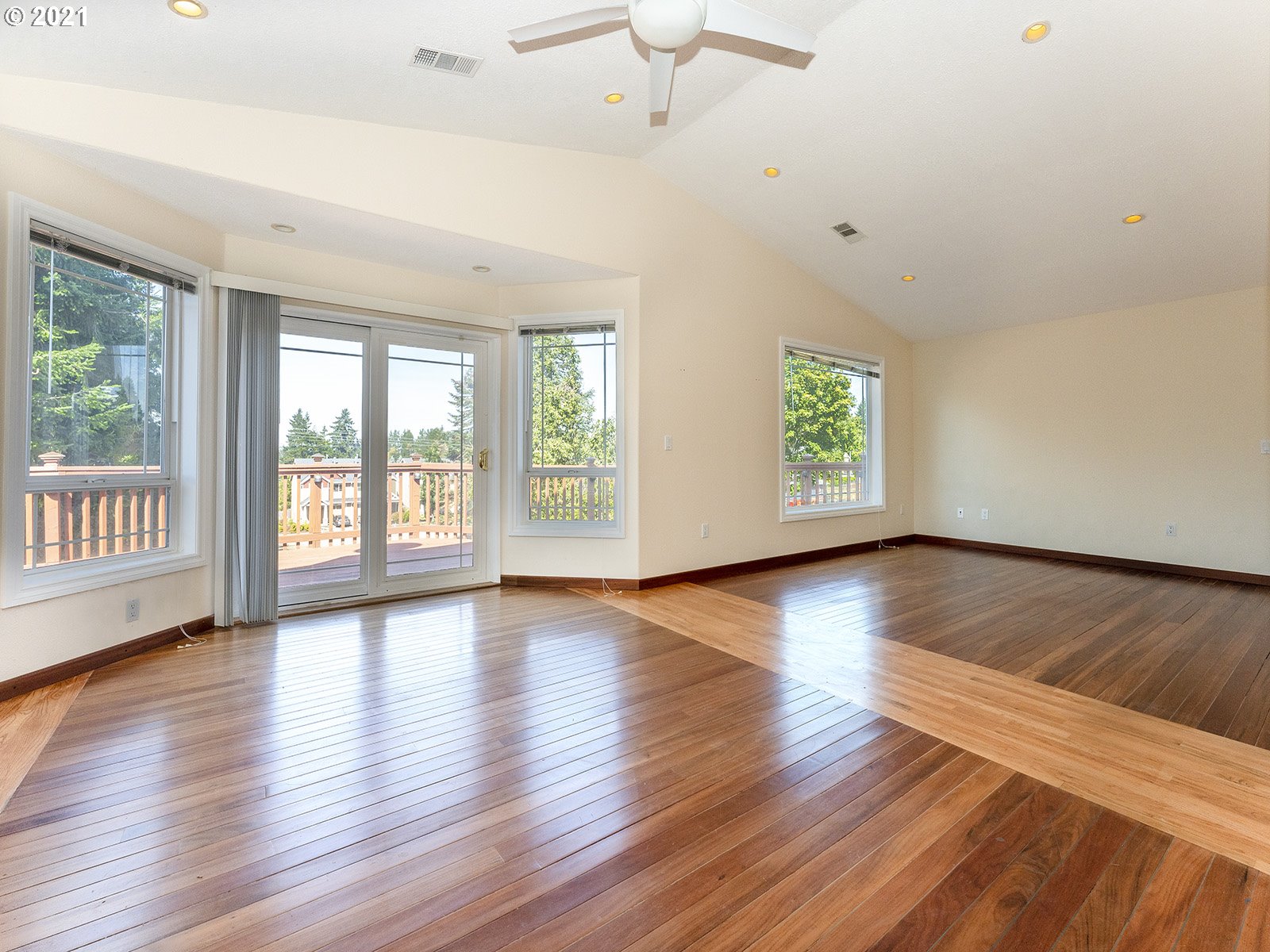 14107 South Caufield Road Oregon City, OR 97045 - Photo 23 of 31 Gallery Image 23